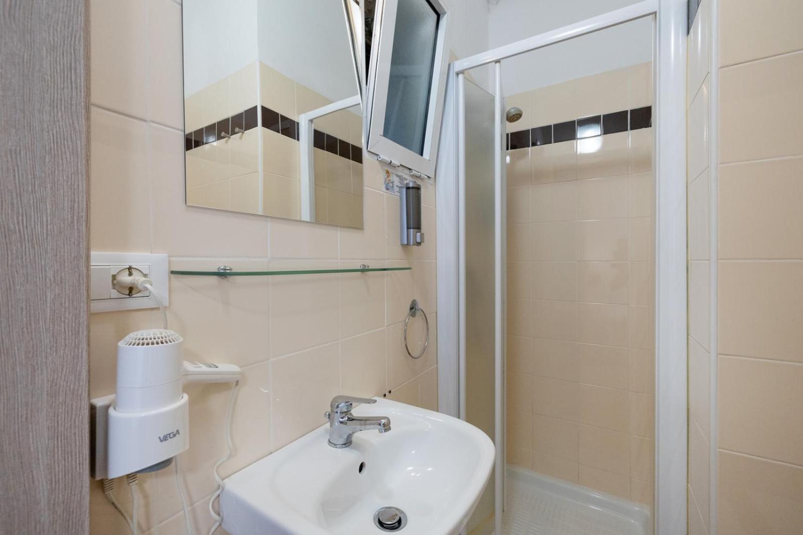 B&B Oasi Финале Лигуре Екстериор снимка