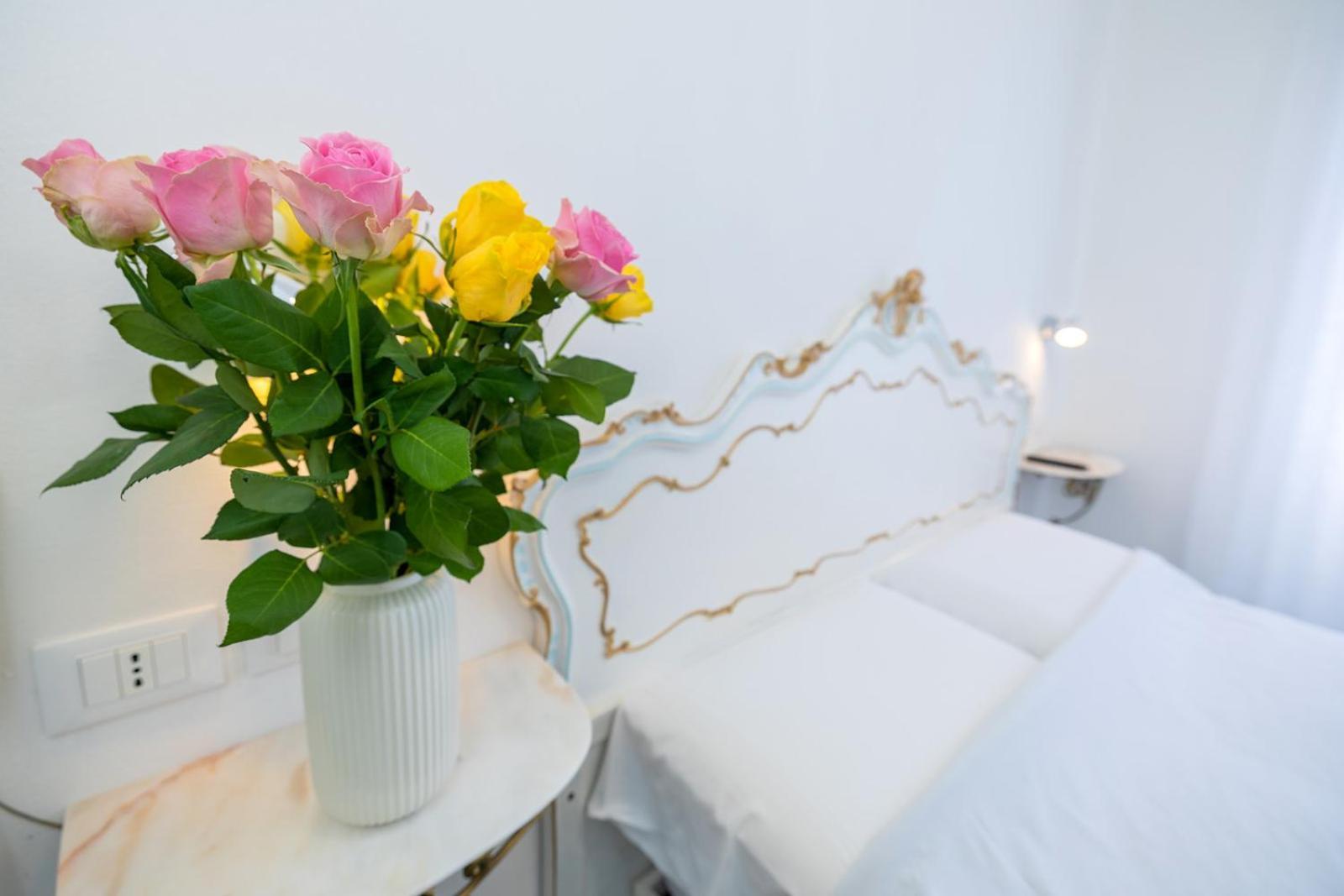 B&B Oasi Финале Лигуре Екстериор снимка